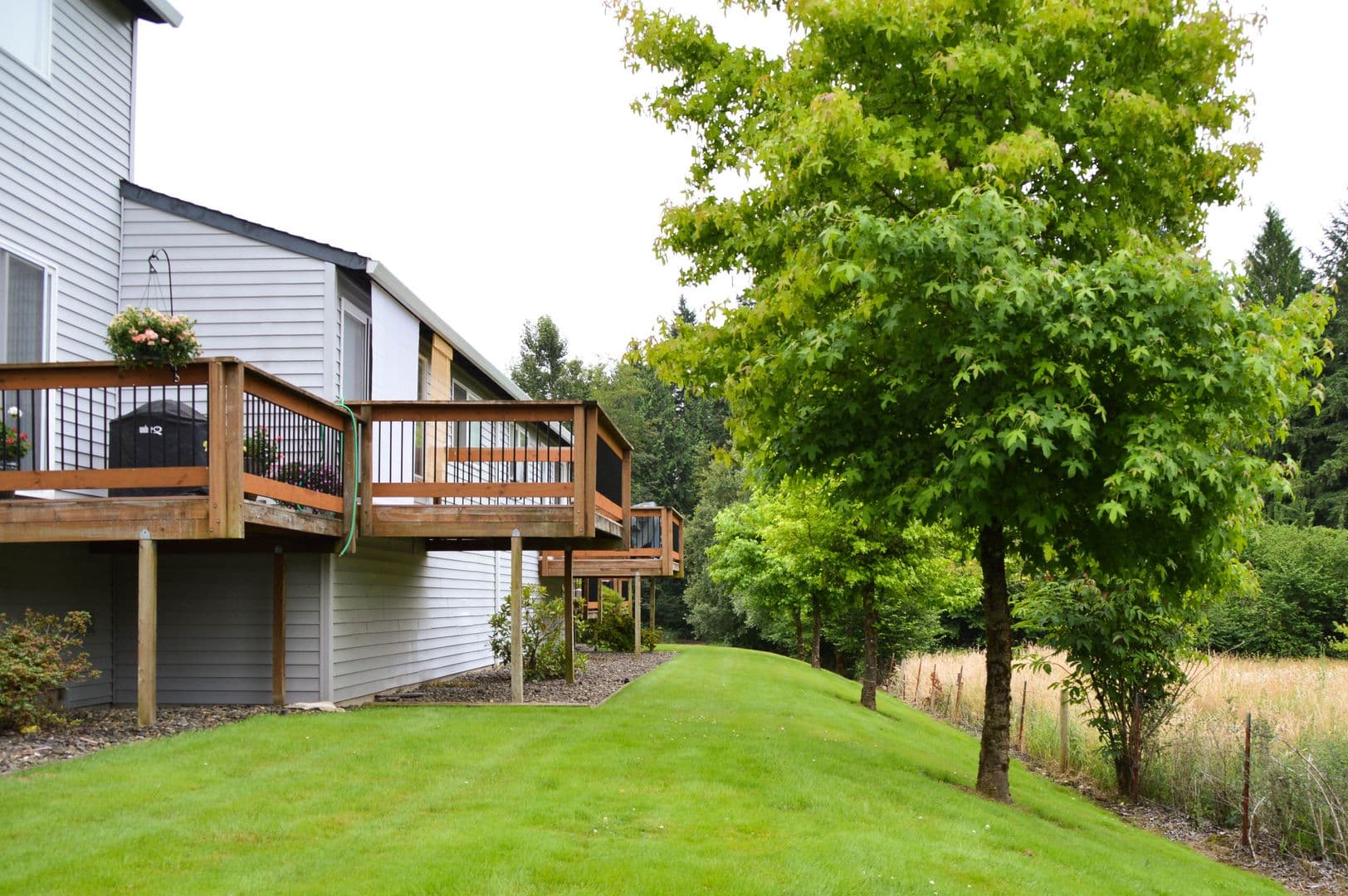 Ridgefield Apartment: 2019 NE 179th St