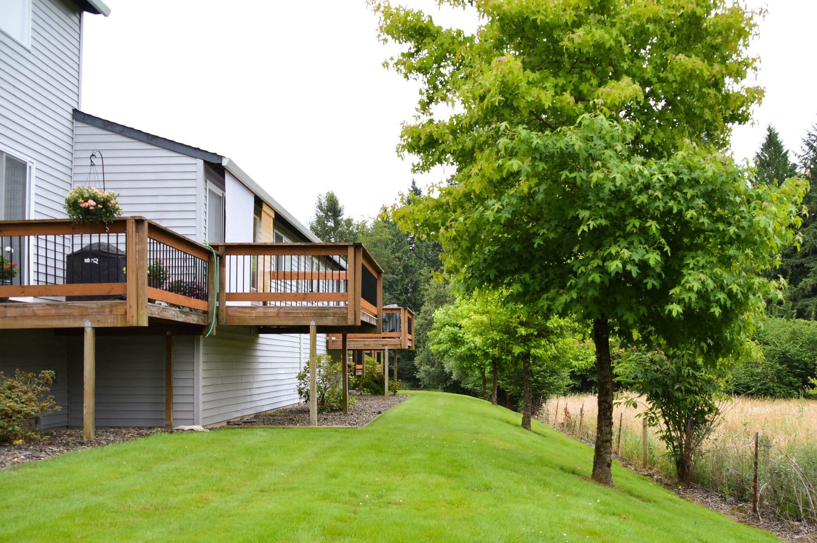 Ridgefield Apartment: 2019 NE 179th St