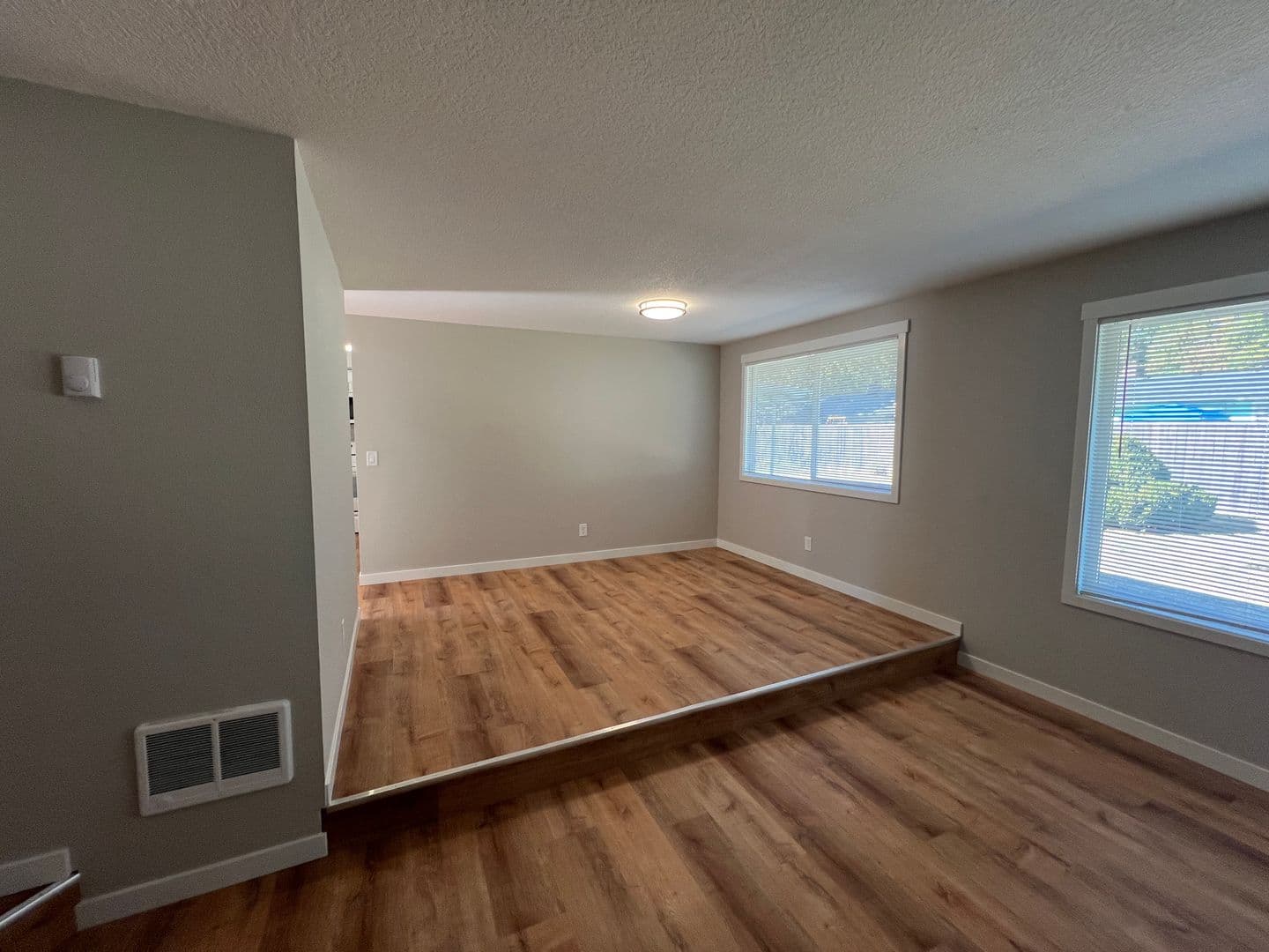 Vancouver House: 14520 NE 74th ST.