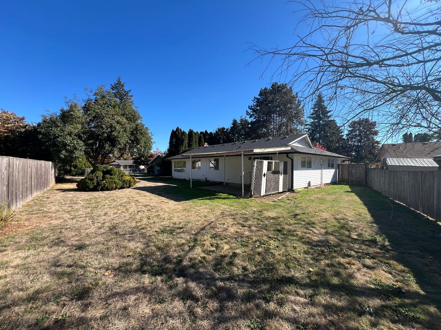 Vancouver House: 14520 NE 74th ST.