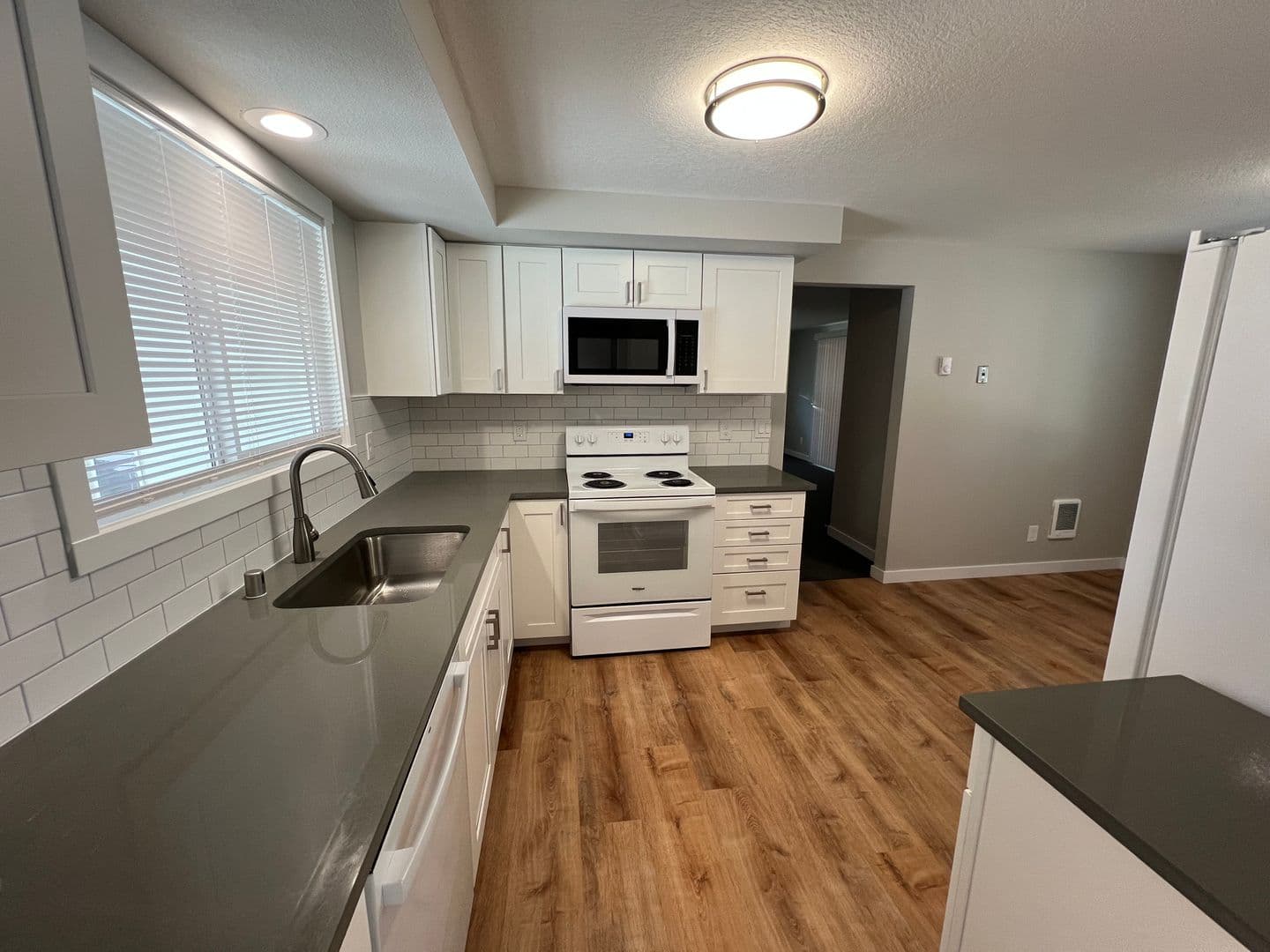 Vancouver House: 14520 NE 74th ST.