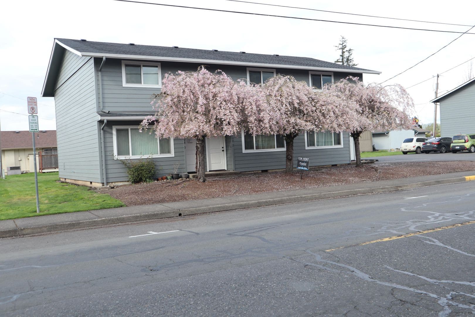 Battle Ground Apartment: 308 SW 1st ST.
