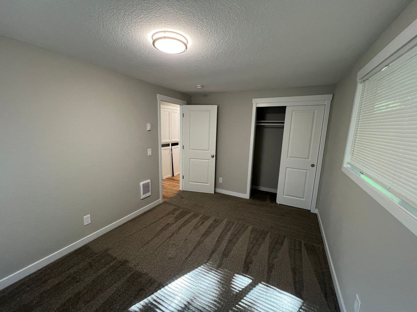Vancouver House: 14520 NE 74th ST.