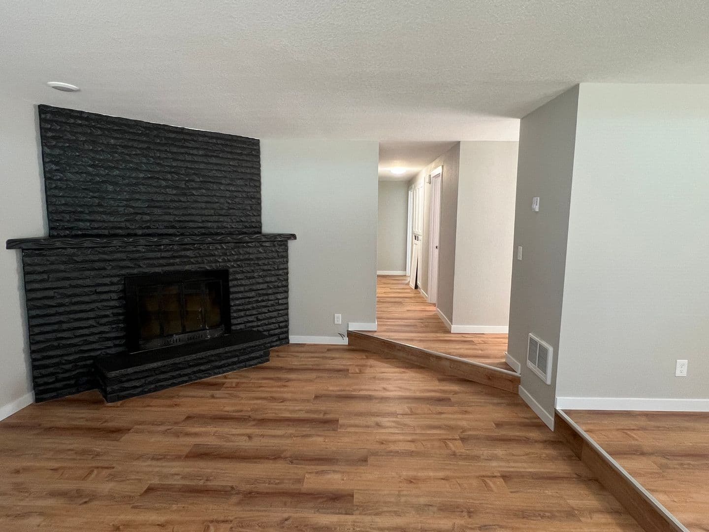 Vancouver House: 14520 NE 74th ST.