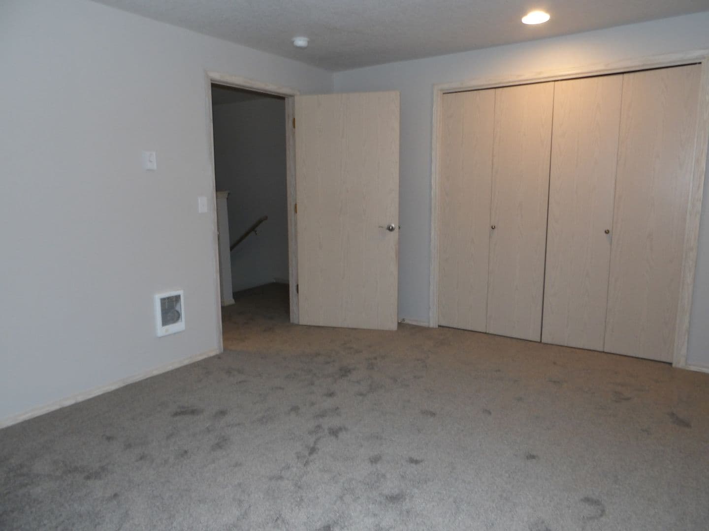 Ridgefield Apartment: 2019 NE 179th St