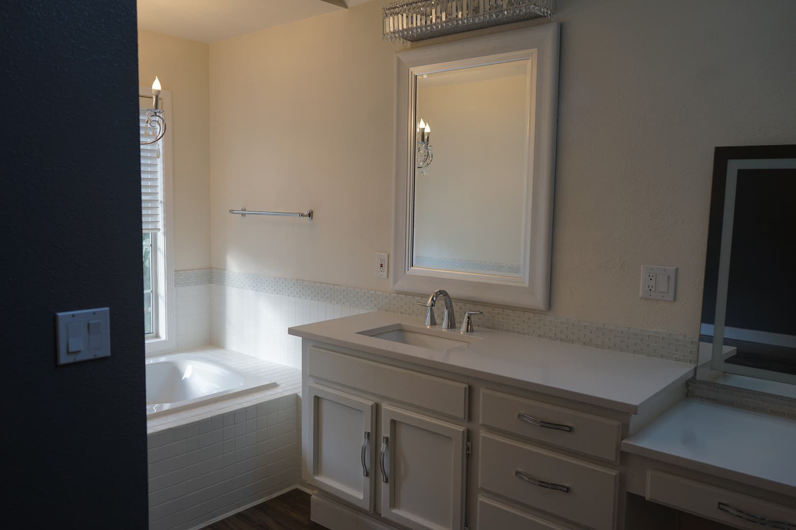 Vancouver House: 13617 SE 36th St