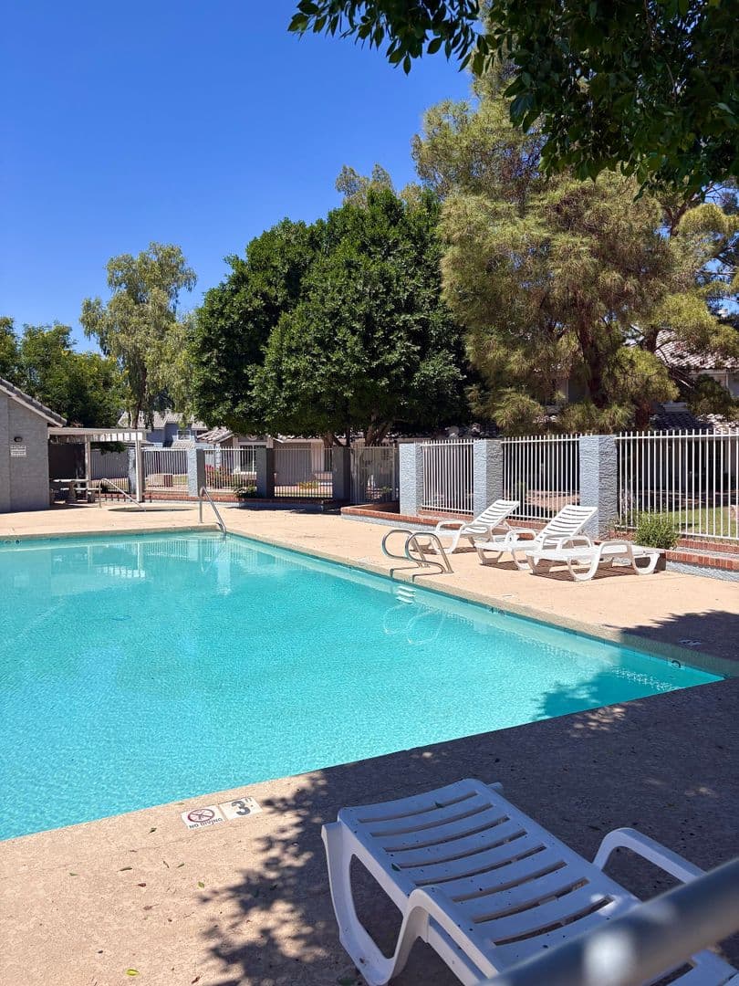 Chandler Townhome: 860 N McQueen #1159