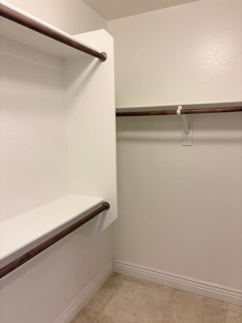 Mesa House: 2565 E Southern Ave #16
