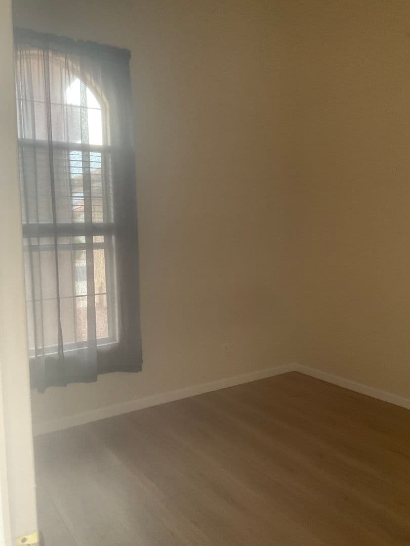 Gilbert House: 380 W Smoke Tree Rd