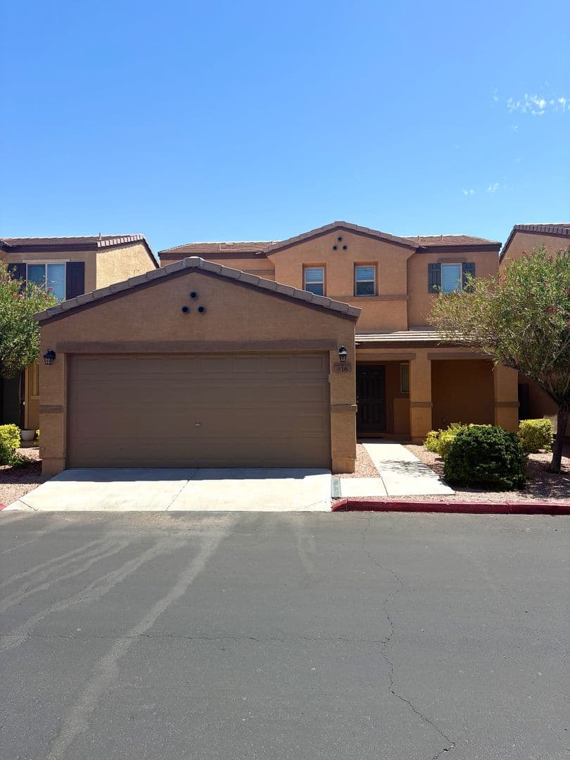 Mesa House: 2565 E Southern Ave #16