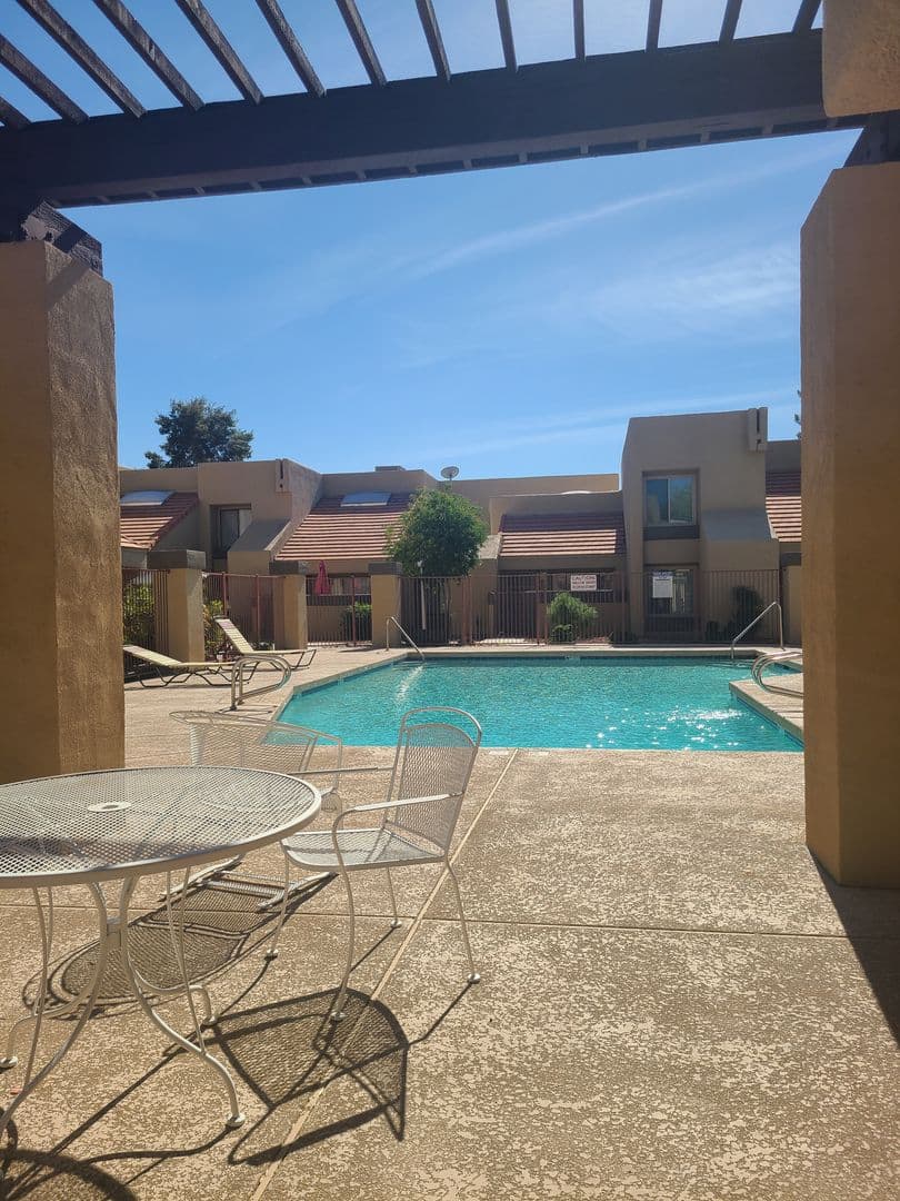 Mesa Condo: 1432 W Emerald Ave #738