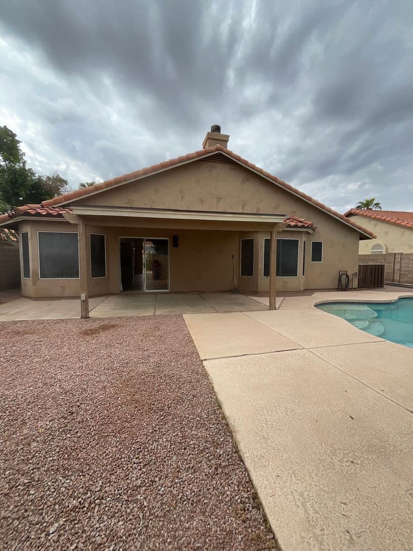 Gilbert House: 380 W Smoke Tree Rd