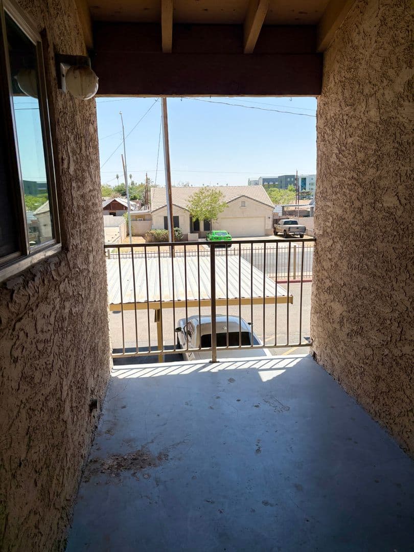 Mesa Condo: 2220 W Dora Street #225