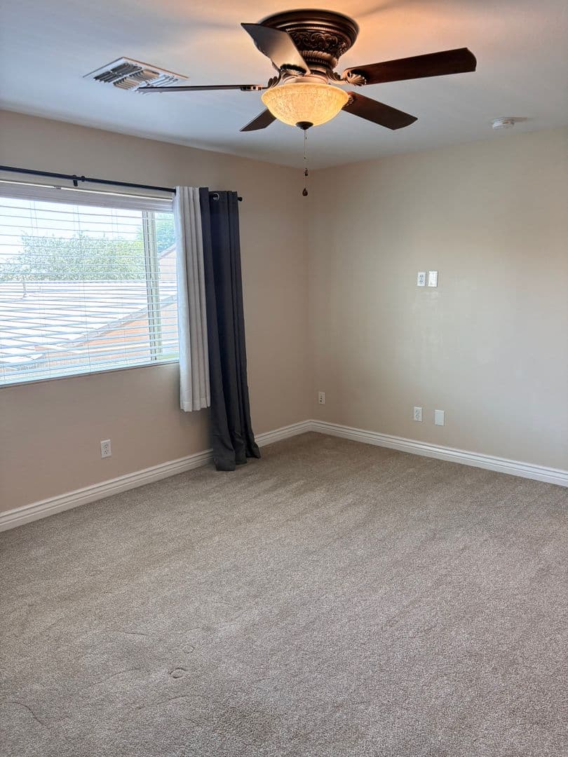 Mesa House: 2565 E Southern Ave #16