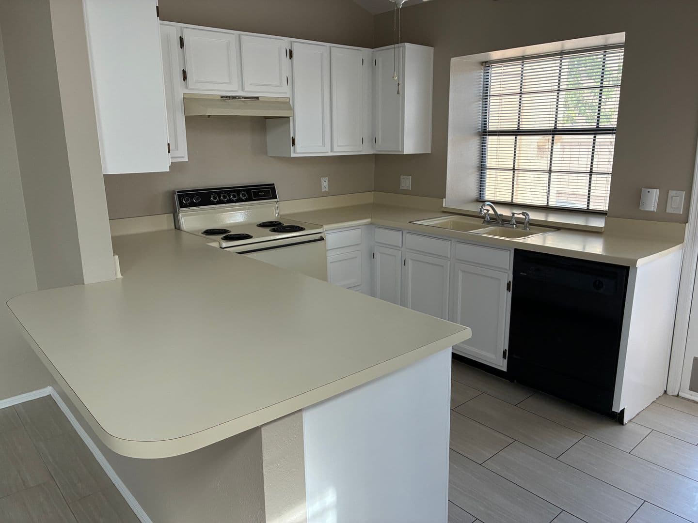 Scottsdale Townhome: 4901 E Kelton Ln