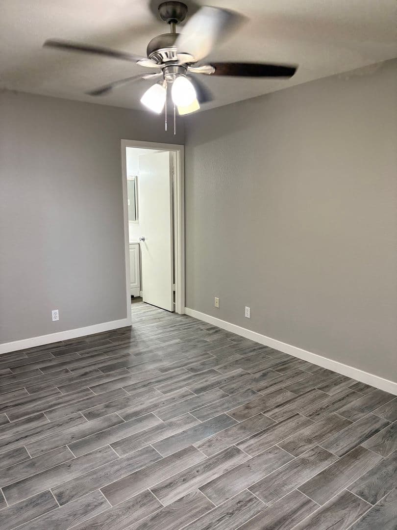 Chandler Condo: 97 N Cooper Road