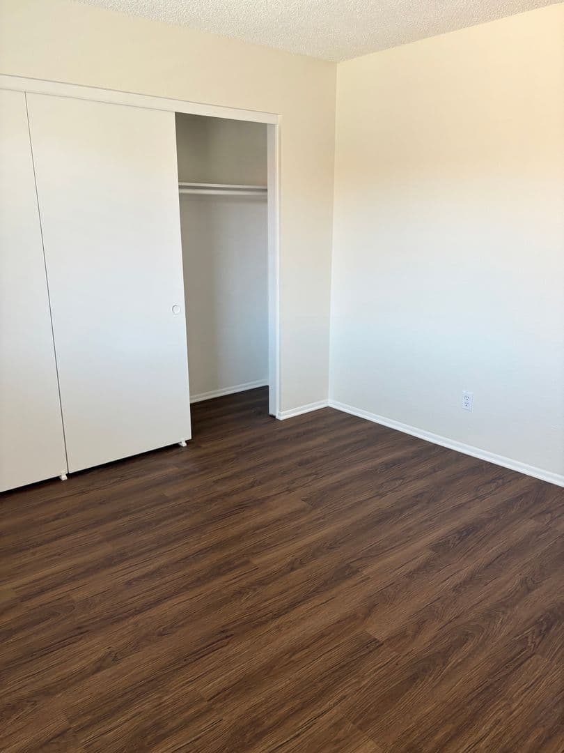 Mesa Condo: 2220 W Dora Street #225