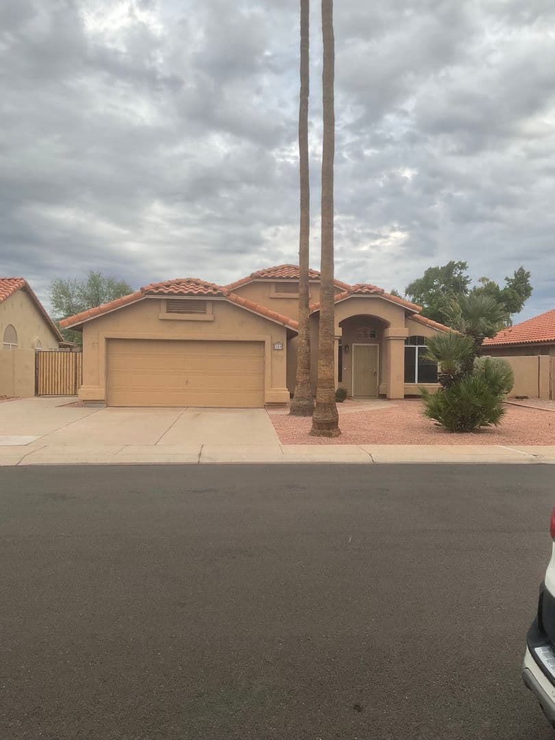 Gilbert House: 380 W Smoke Tree Rd