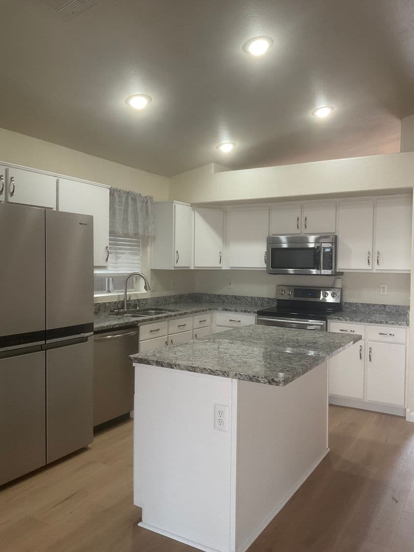 Gilbert House: 380 W Smoke Tree Rd