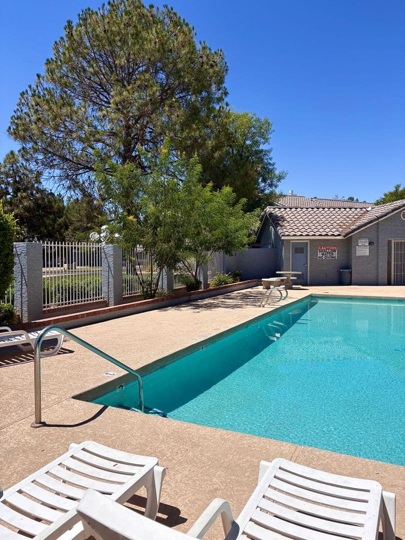 Chandler Townhome: 860 N McQueen #1159