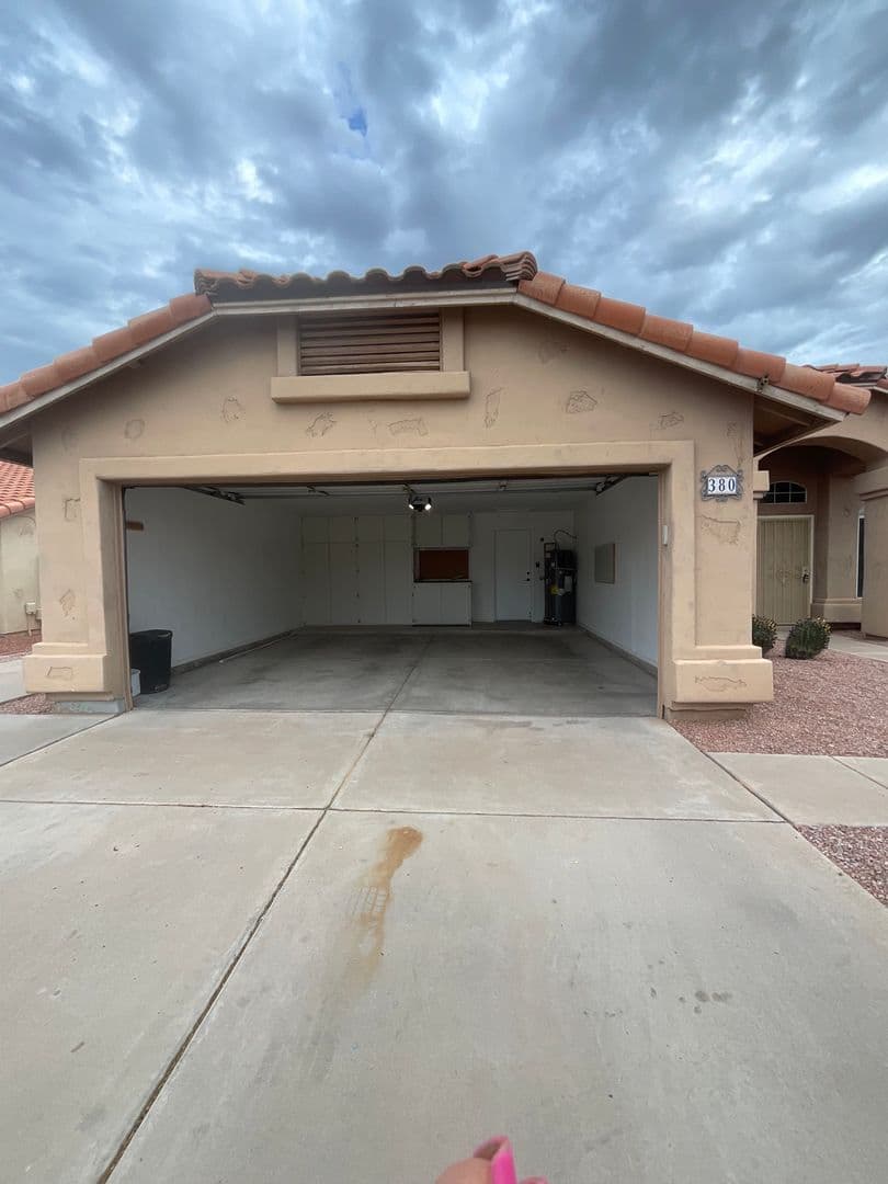 Gilbert House: 380 W Smoke Tree Rd