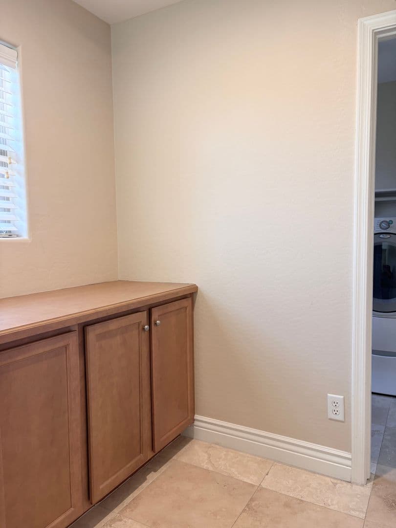 Mesa House: 2565 E Southern Ave #16