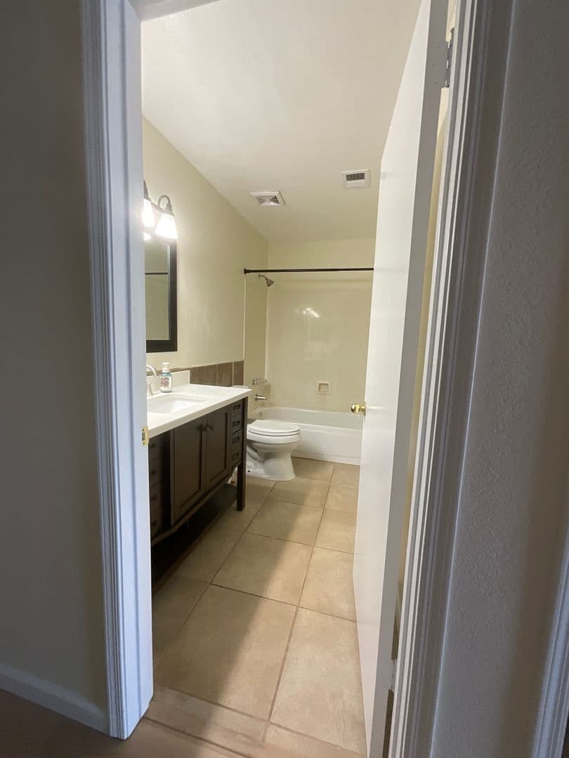 Gilbert House: 380 W Smoke Tree Rd
