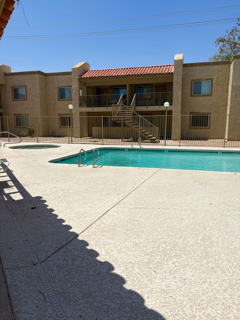 Mesa Condo: 2220 W Dora Street #225