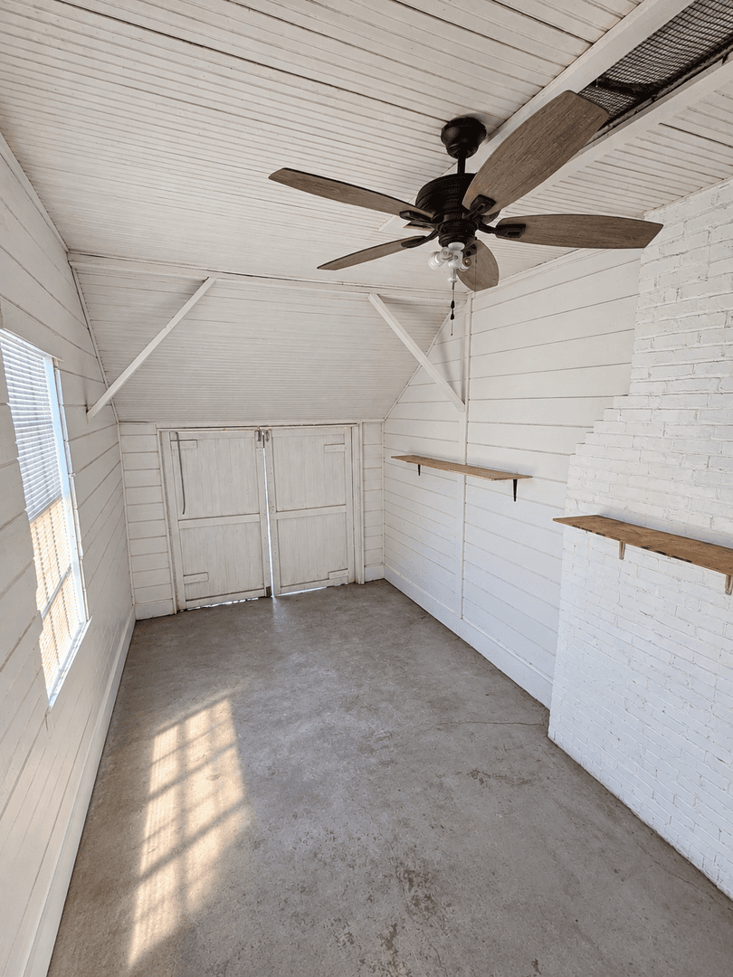Lakeland House: 1409 Fern Pl