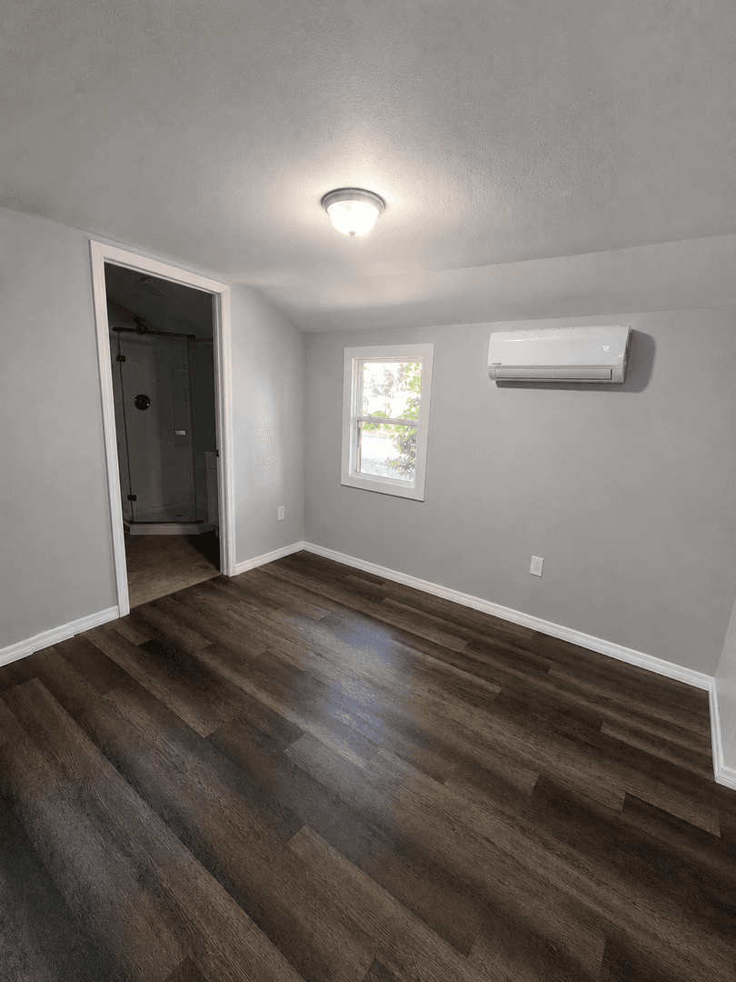 Zephyrhills House: 5225 11th Street