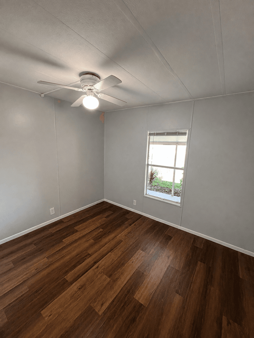 Wesley Chapel House: 32613 Whaleys Loop