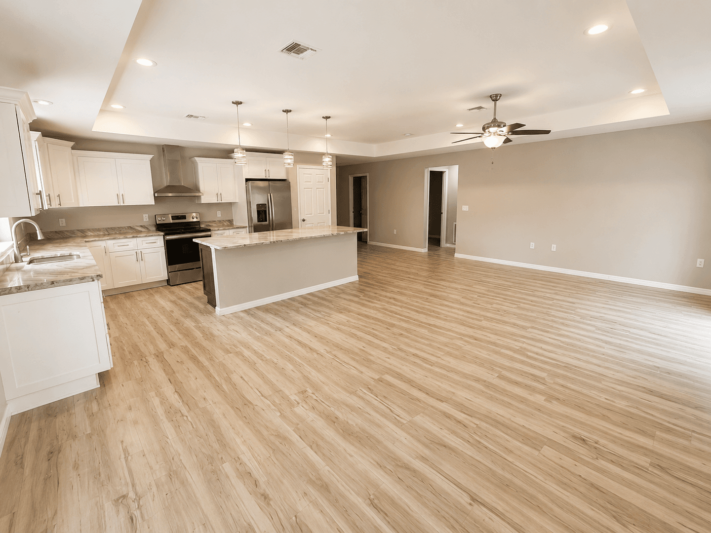Weeki Wachee House: 12053 Centralia Road