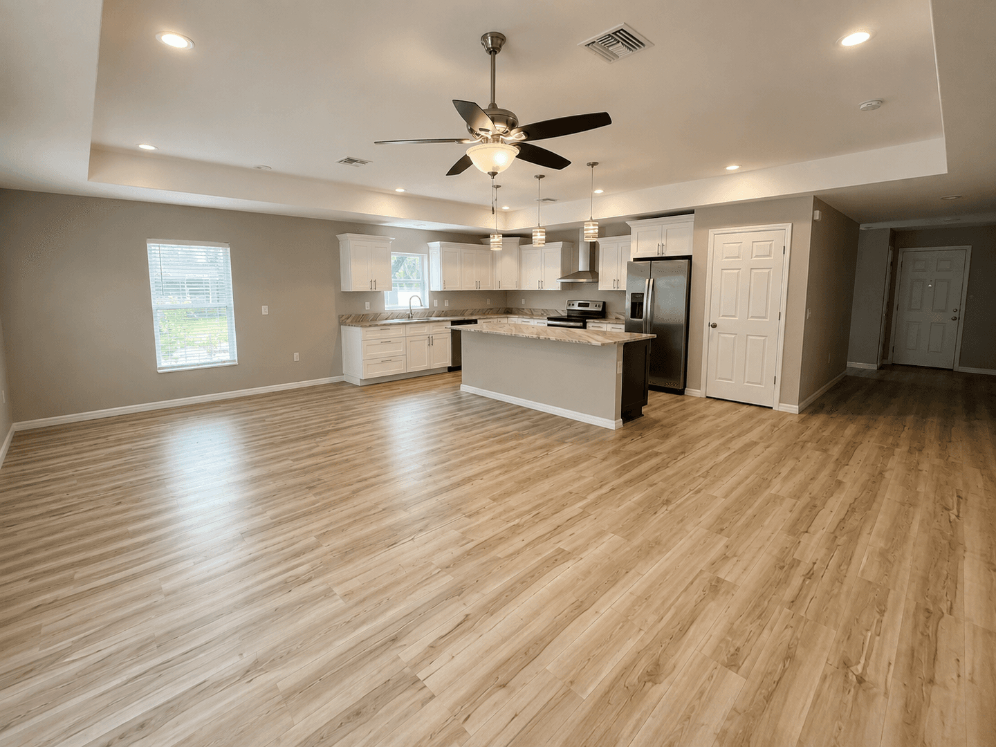 Weeki Wachee House: 12053 Centralia Road