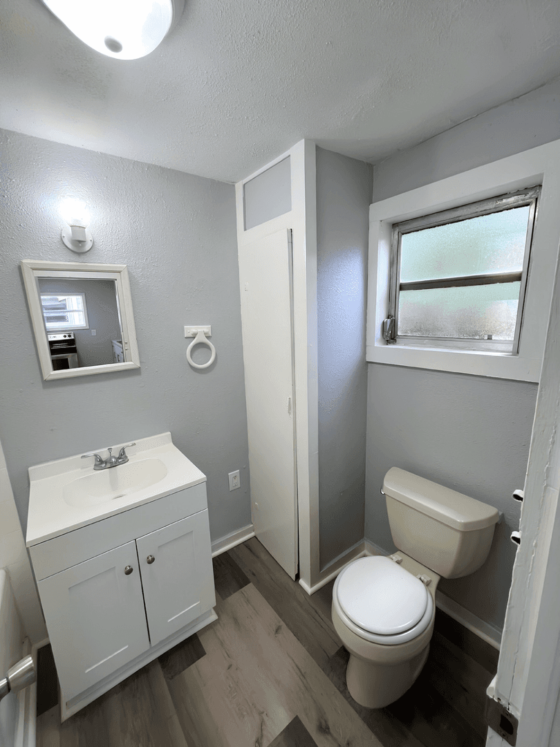 Zephyrhills House: 5617 10th Street