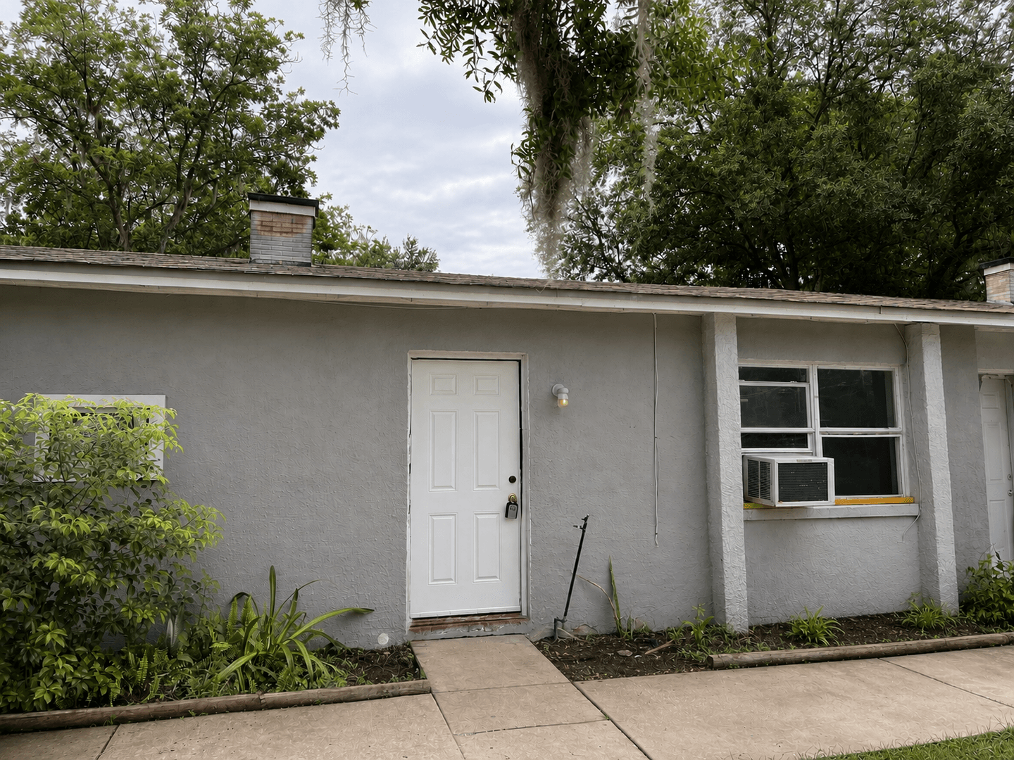 Plant City Apartment: 606 Gordon Street