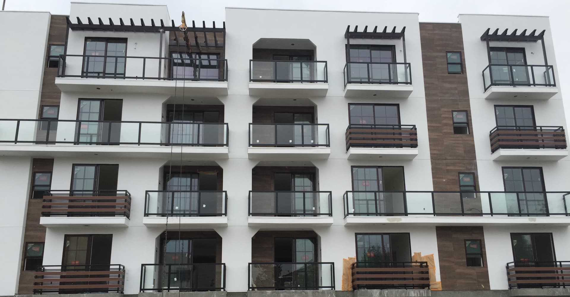 LOS ANGELES Apartment: 8417 BLACKBURN AVE