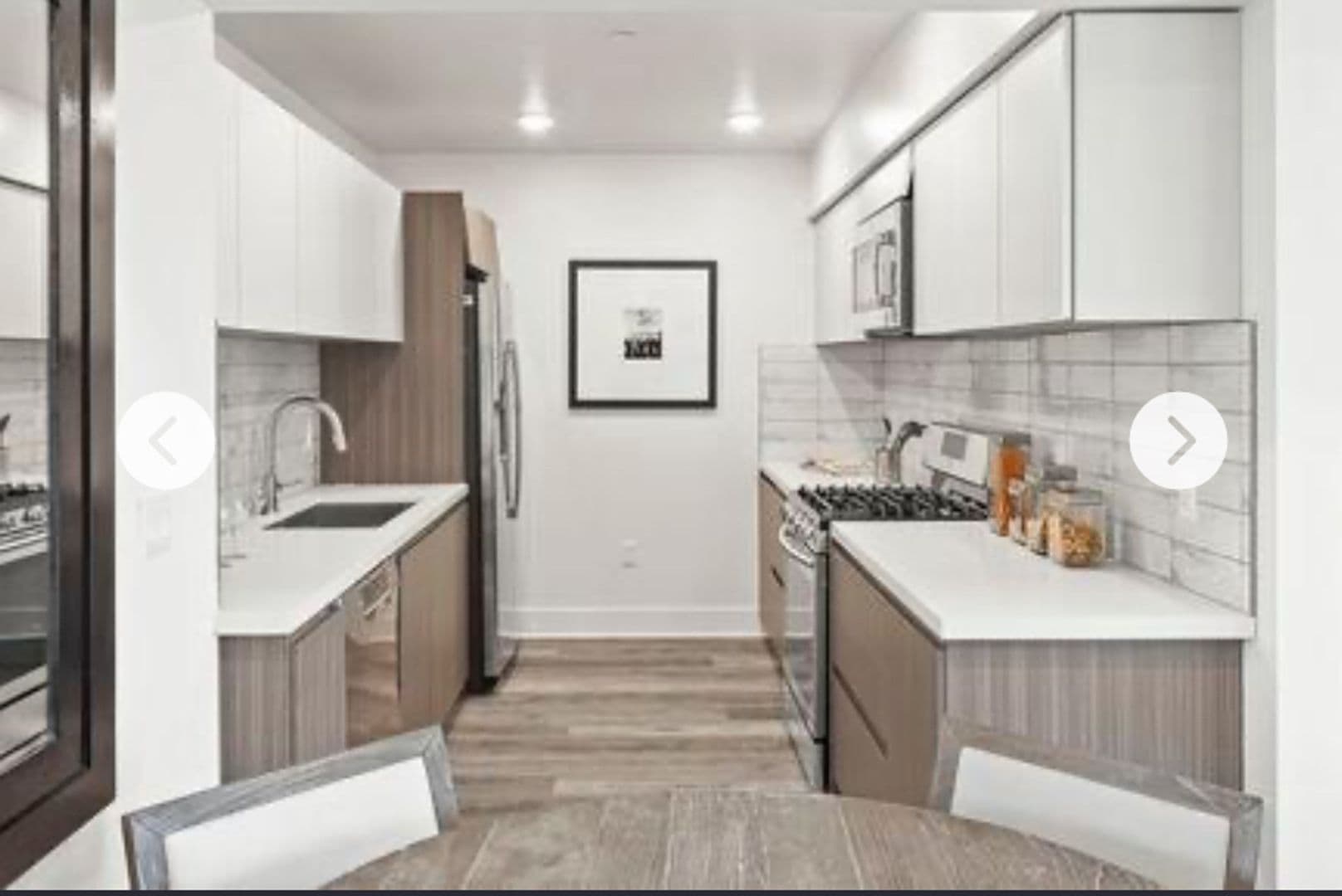 LOS ANGELES Apartment: 428 S ROBERTSON BL