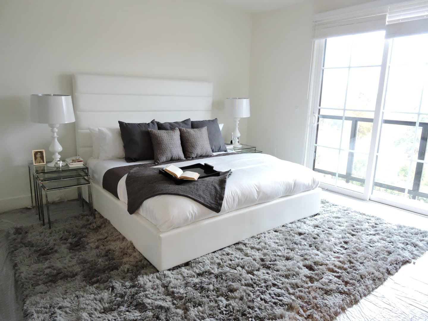 LOS ANGELES Apartment: 8417 BLACKBURN AVE