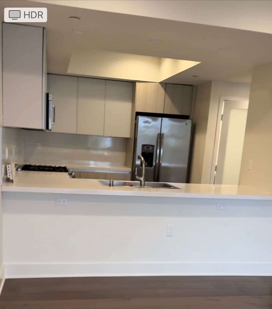 LOS ANGELES Apartment: 8417 BLACKBURN AVE