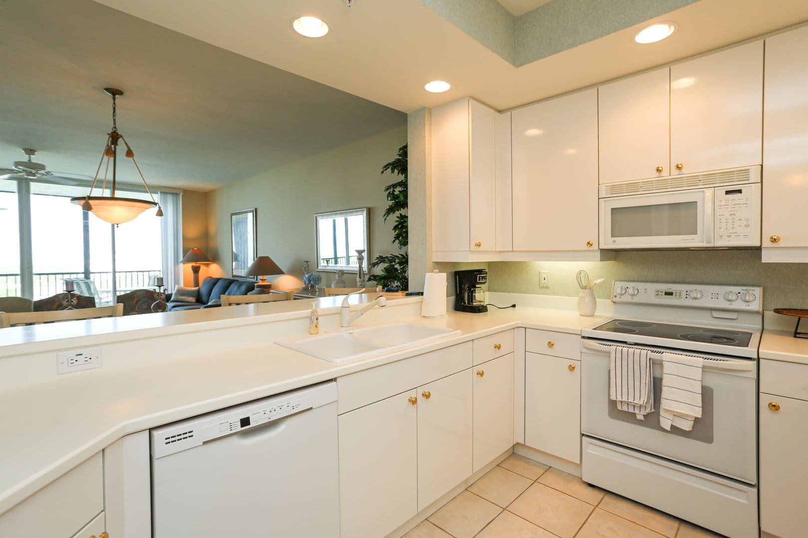 Naples House: 430 Cove Tower Drive Unit 1202