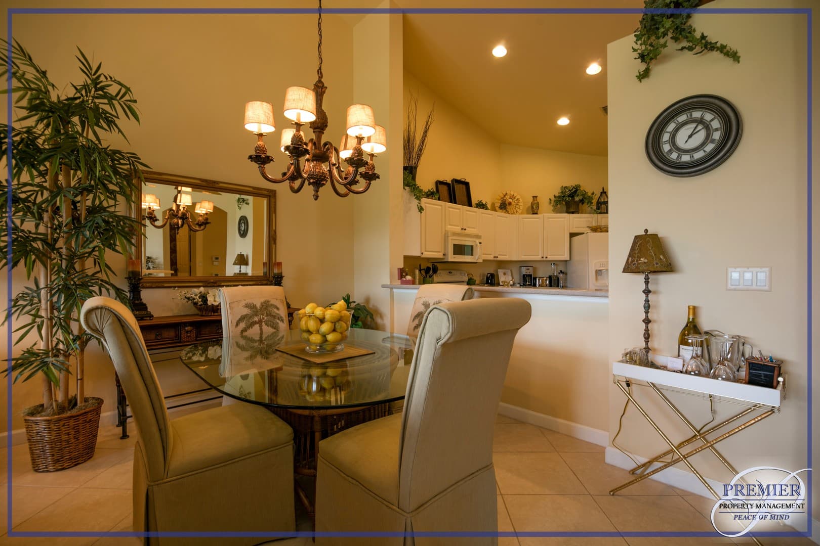 Naples House: 3048 Horizon Lane #1104