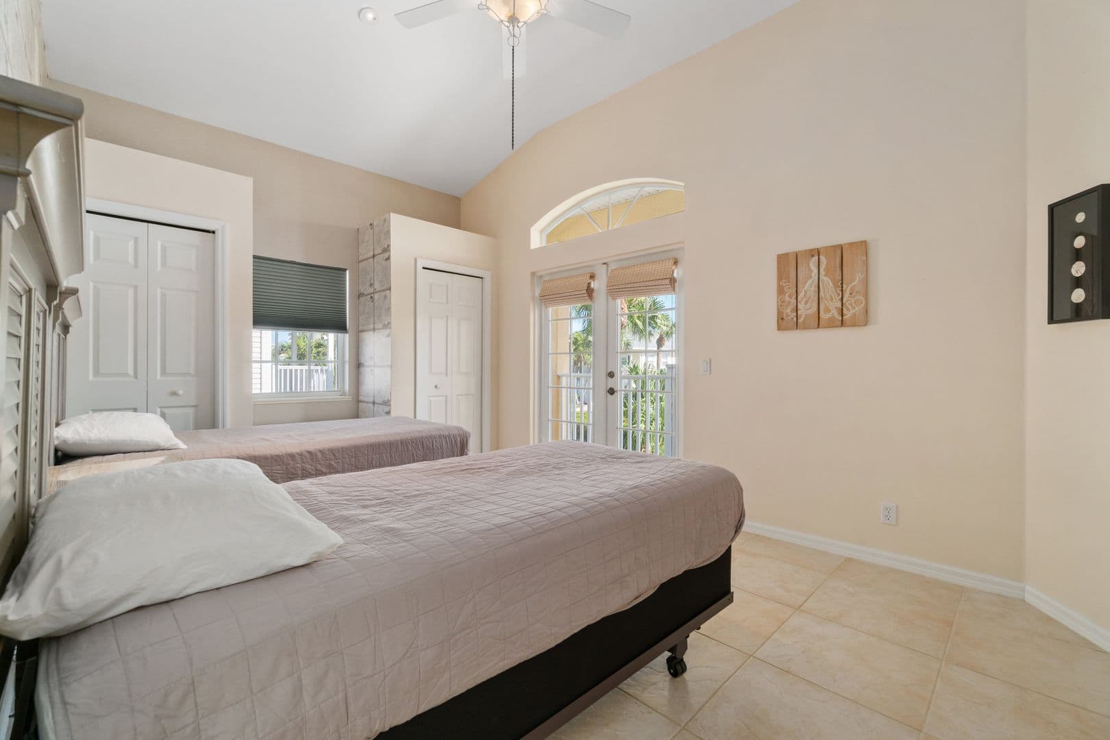 Bonita Springs House: 27130 Flamingo Drive