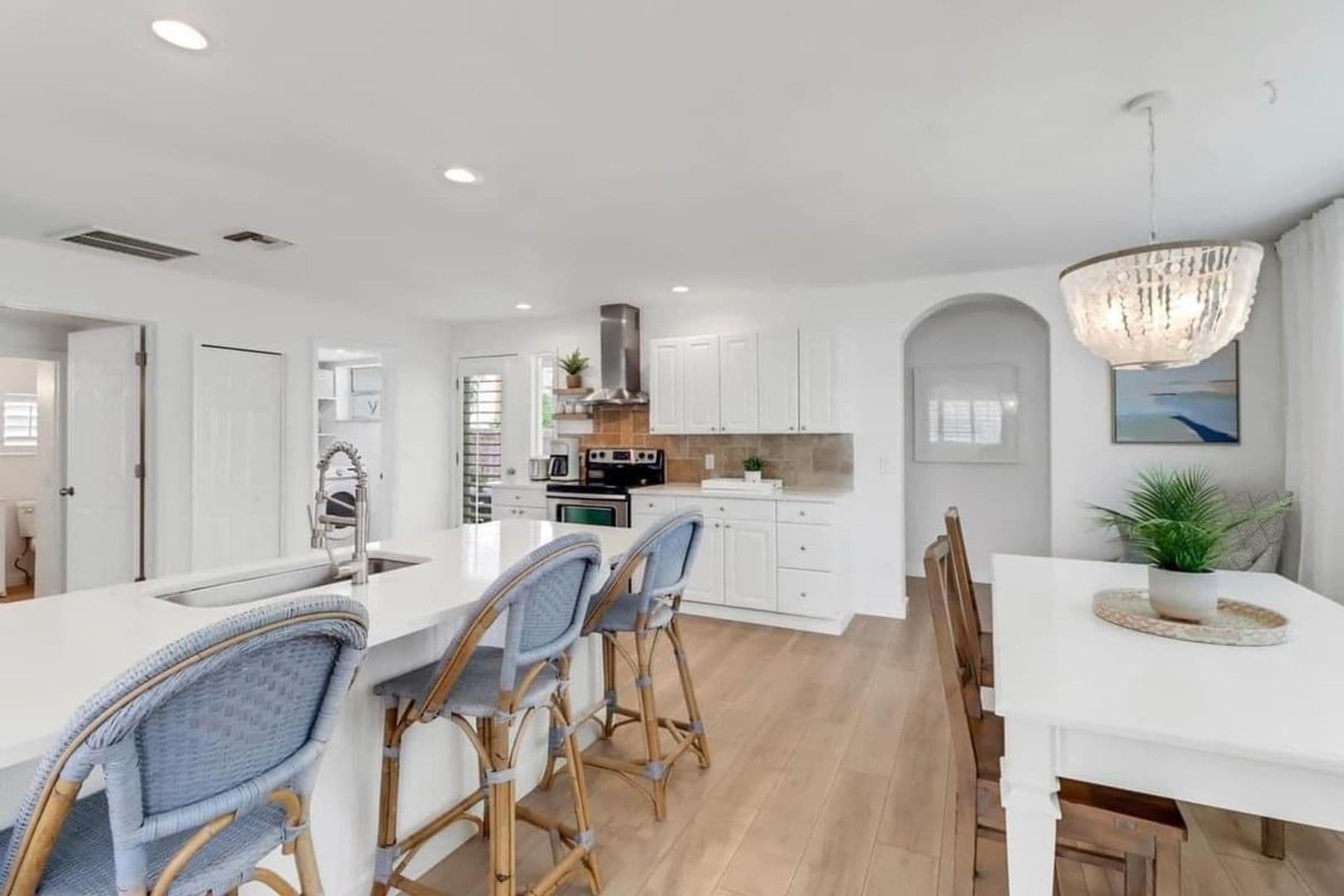 Naples House: 1097 Frank Whiteman Boulevard