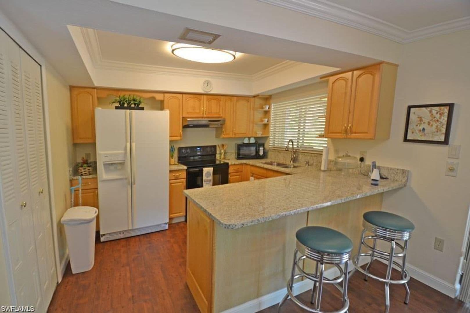Naples House: 595 93rd Avenue North