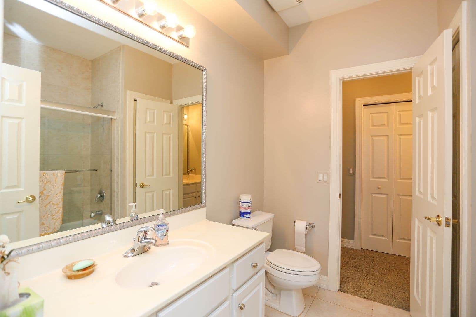 Naples House: 5945 Paradise Circle