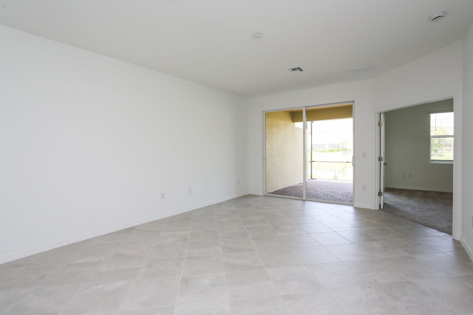 Naples House: 2599 Vine Avenue
