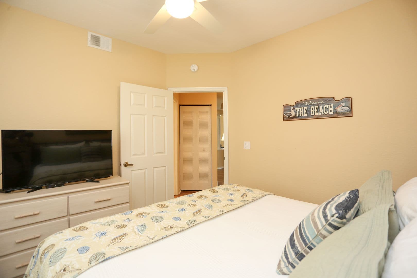 Bonita Springs House: 9111 Las Maderas Drive Unit 102