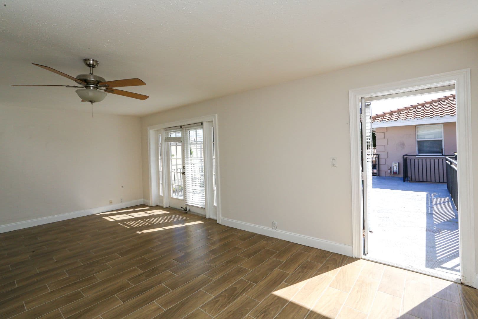 Naples House: 2102 Alamanda Drive Penthouse B