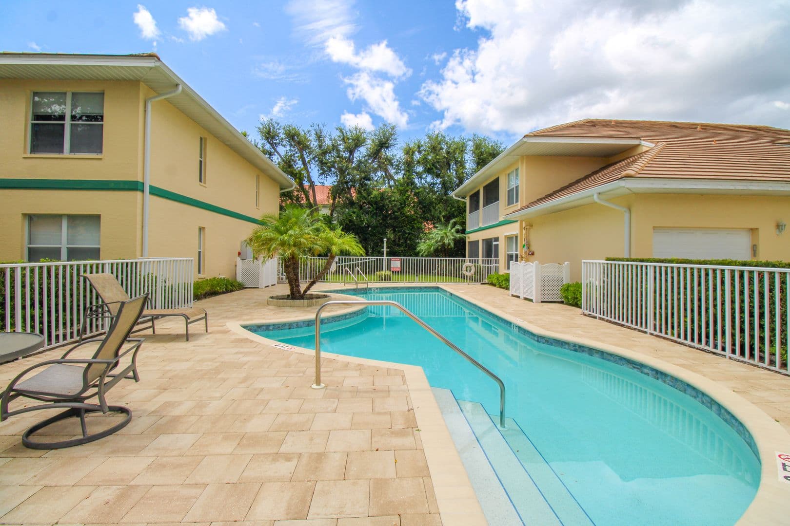 Naples Townhome: 635 Mardel Court Unit#204