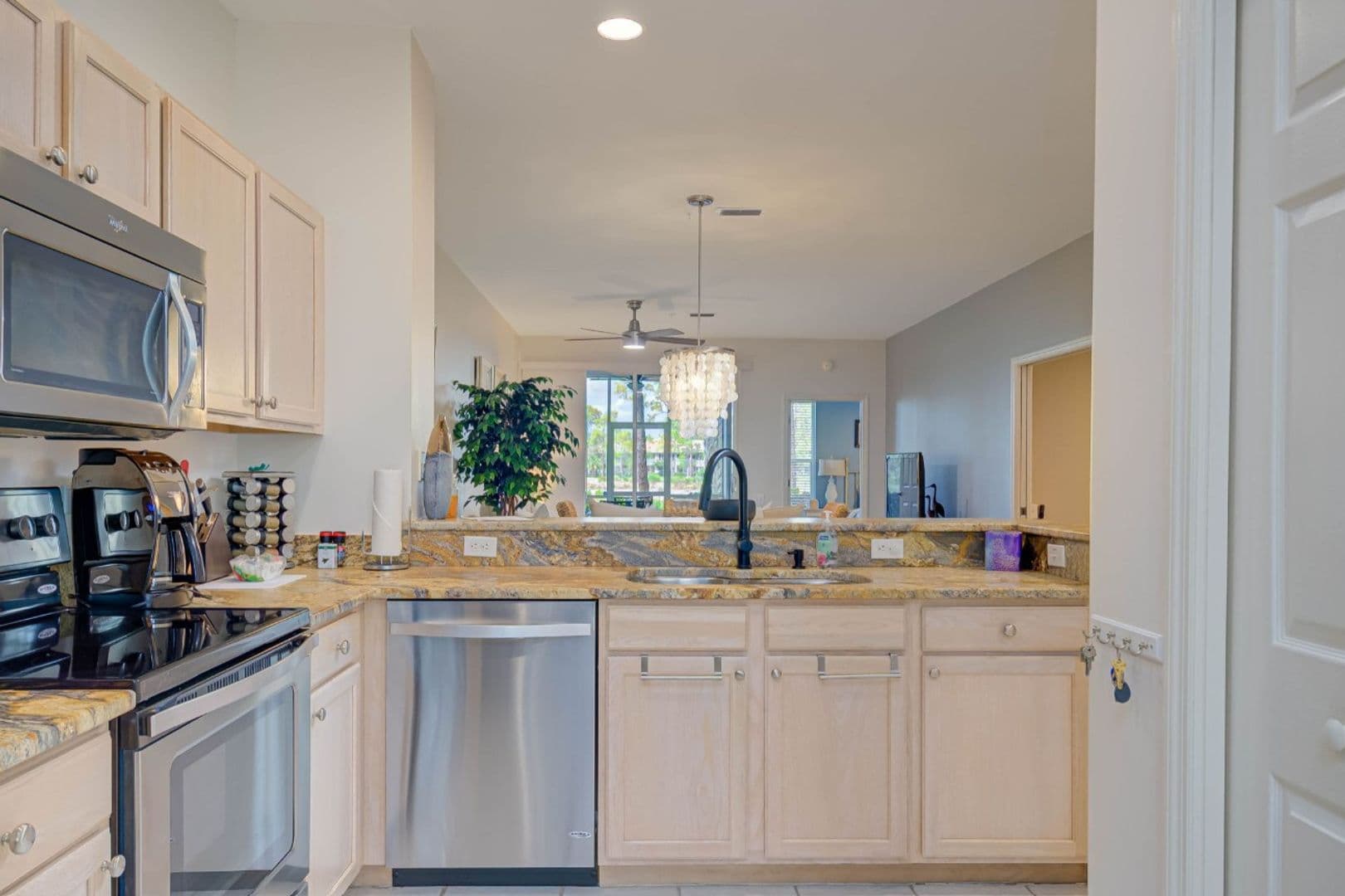 Naples House: 8223 Parkstone Place Unit 102